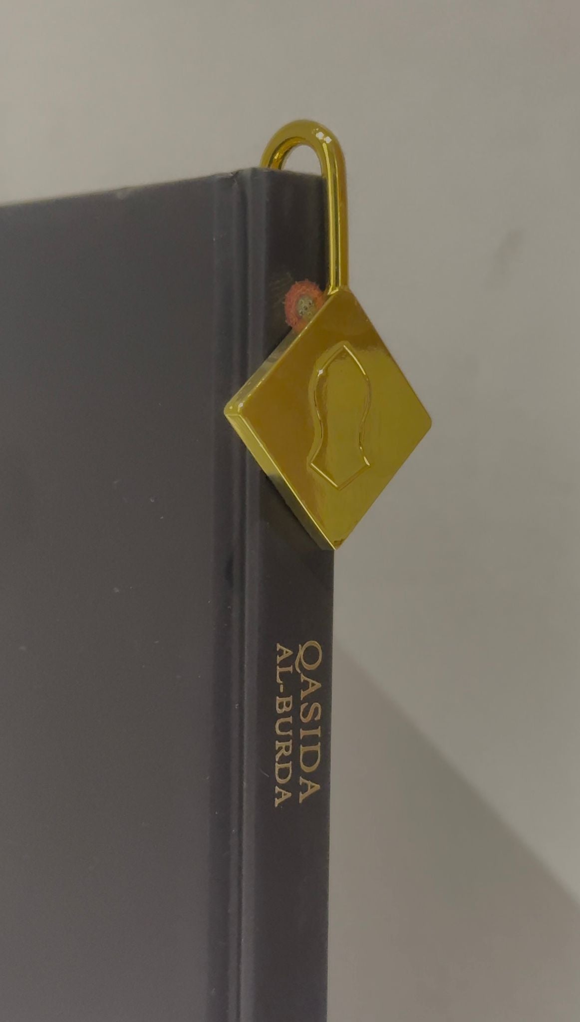 Golden Na’layn Bookmark – Ottoman Collection