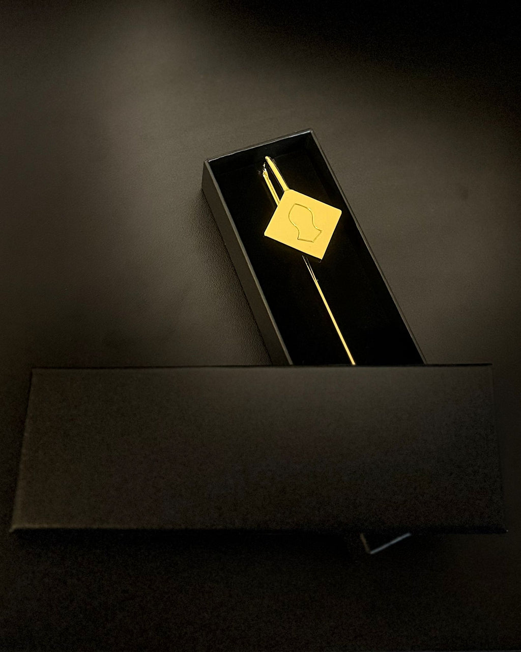 Golden Na’layn Bookmark – Ottoman Collection